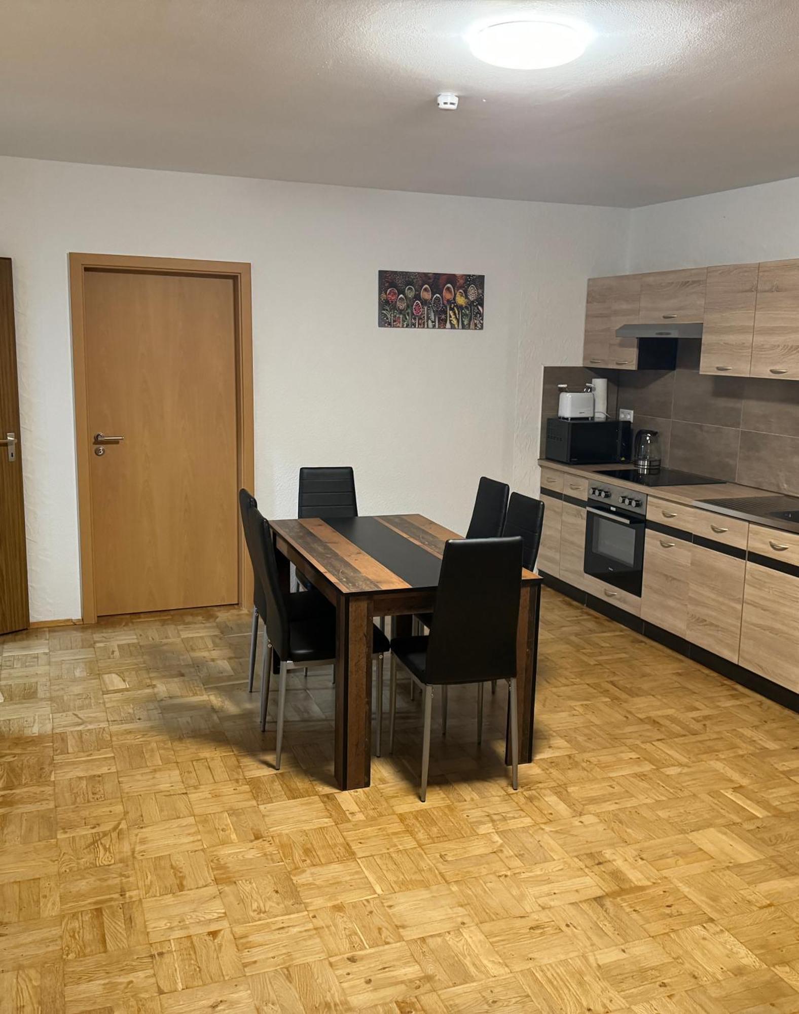 Laras Voll Ausgestattete Gartenwohnung Mit Wlan Und Tv Werne Exterior photo
